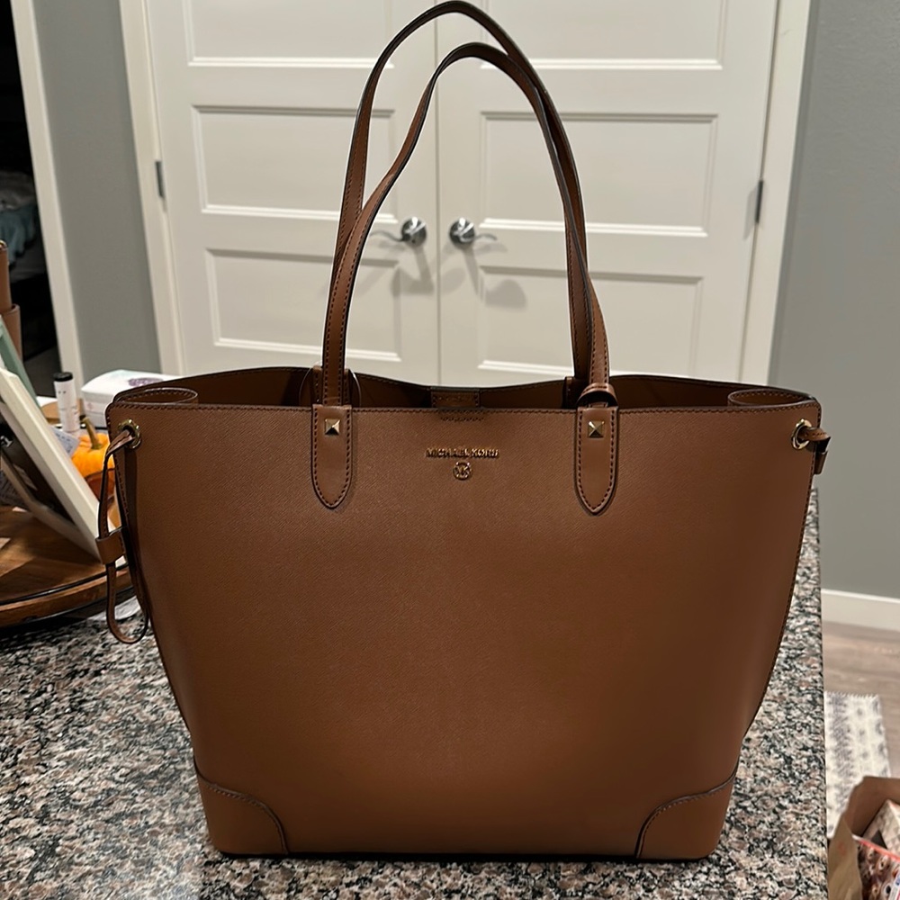 Michael Kors tote bag